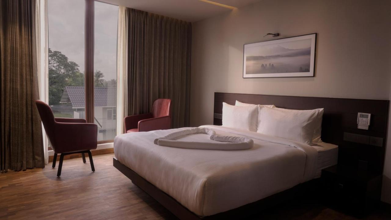 Florida Airport Hotel Kochi Nedumbassery Kültér fotó